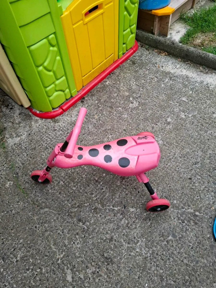 Toy - Image 2