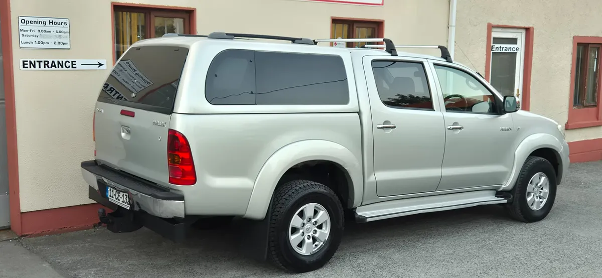 Toyota Hilux 2011 3.0D Manual - Image 4