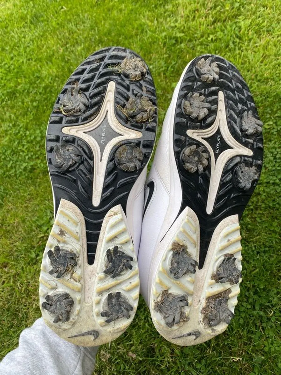 NIKE Victory Tour 4 Golf Shoes 8.5 - Image 4