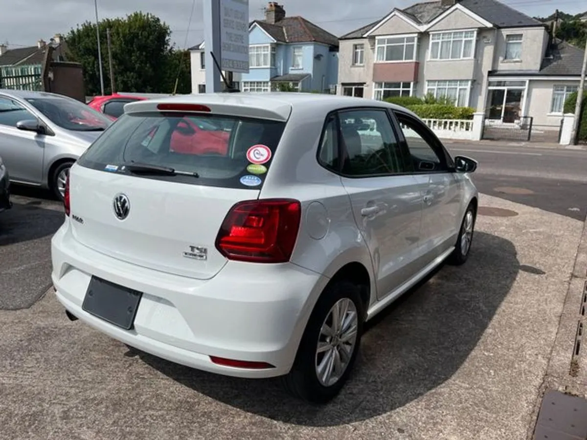 Volkswagen Polo 1.2 tsi Highline - Image 3