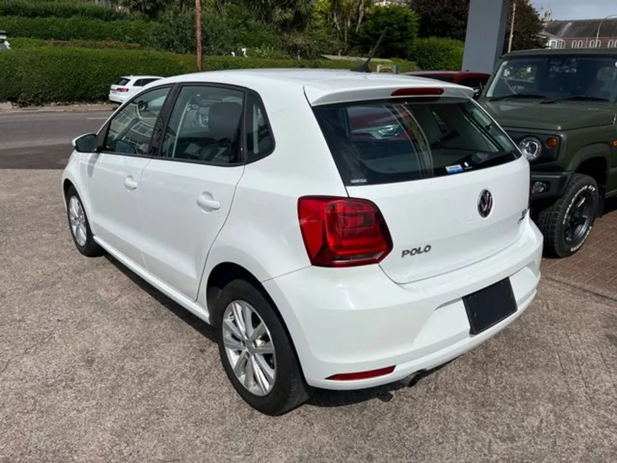 Volkswagen Polo 1.2 tsi Highline - Image 4