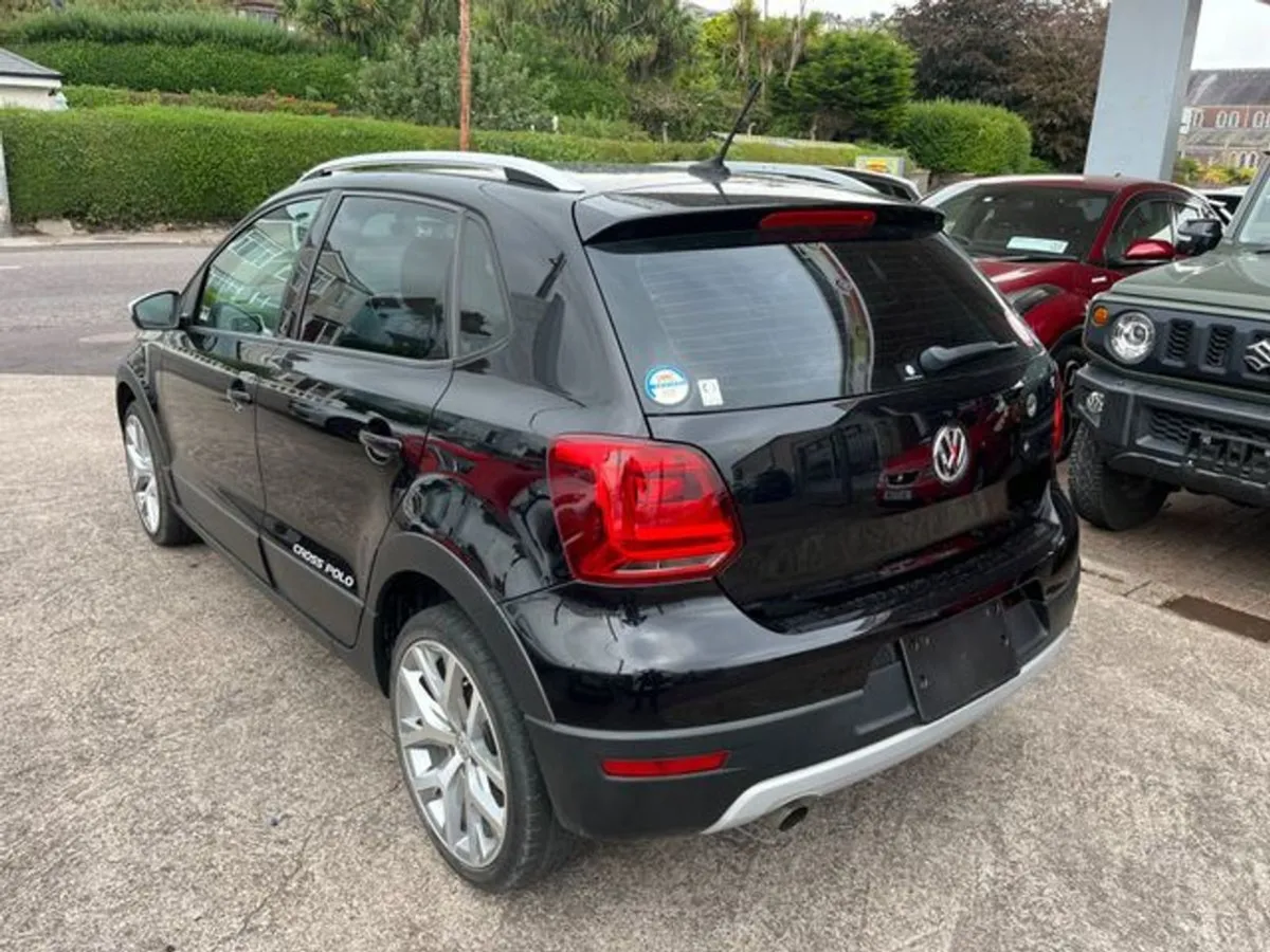 Volkswagen Polo Cross 1.2 tsi Automatic - Image 4
