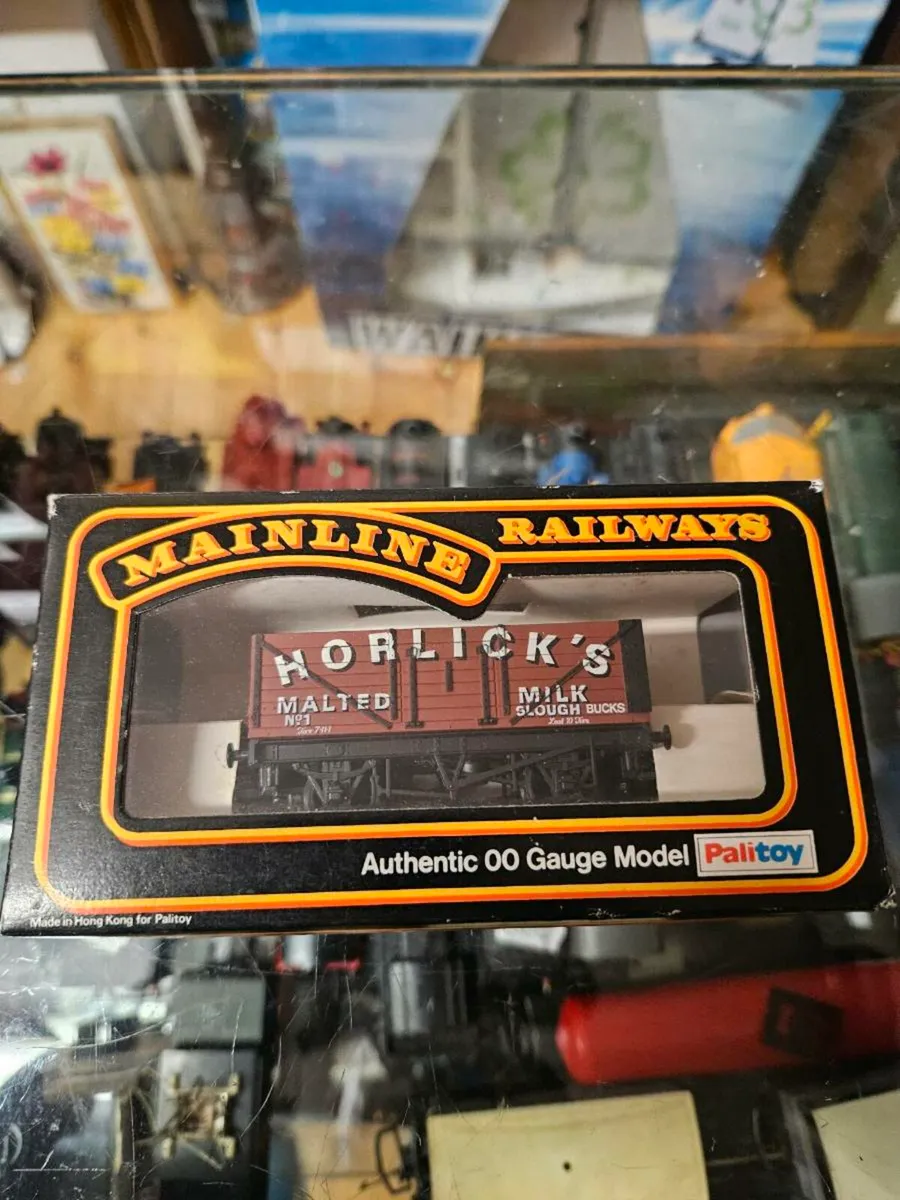 Hornby Mainline 00 Gauge Wagon