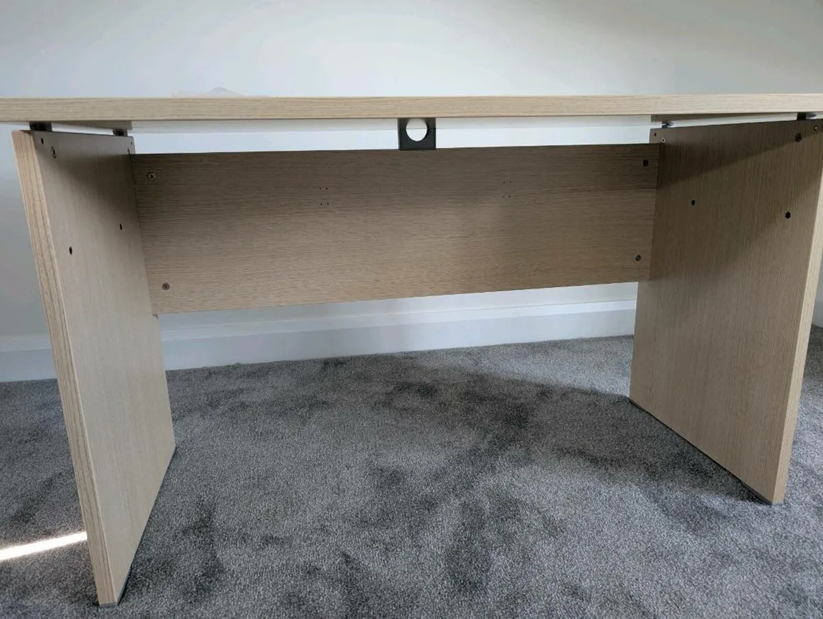 Desk - Image 3