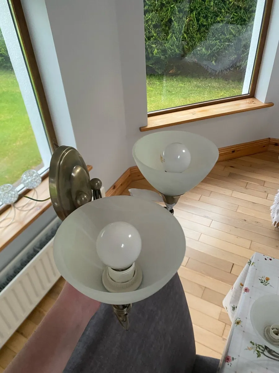 Ceiling light with 2 wall lights - Image 3