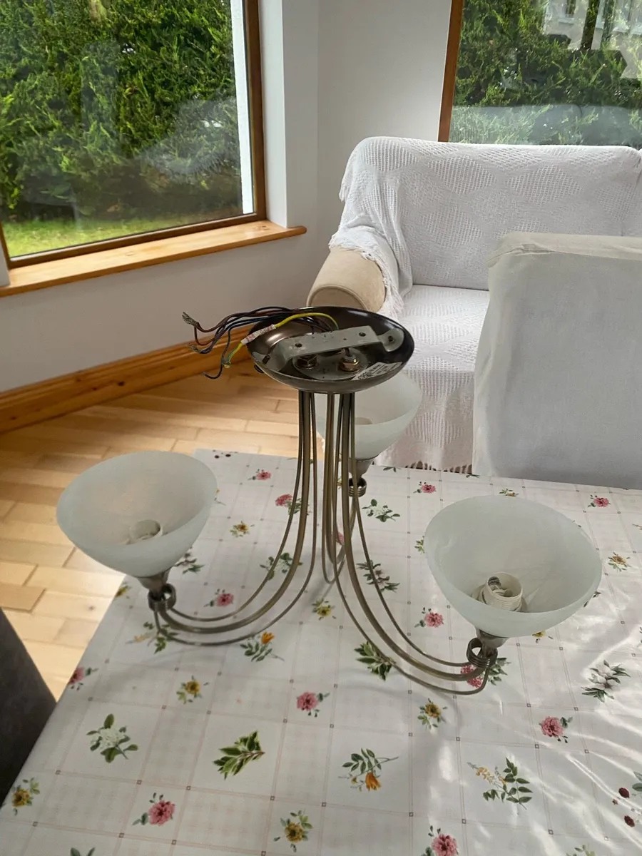 Ceiling light with 2 wall lights - Image 4