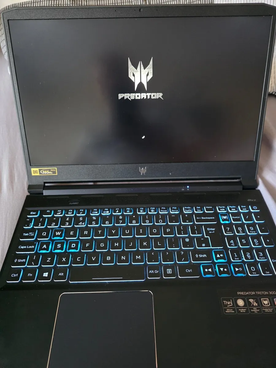 Gaming Laptop Predator Triton 300, I7 11800H, - Image 1