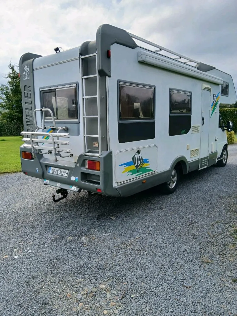 6 Berth Motorhome - Image 3