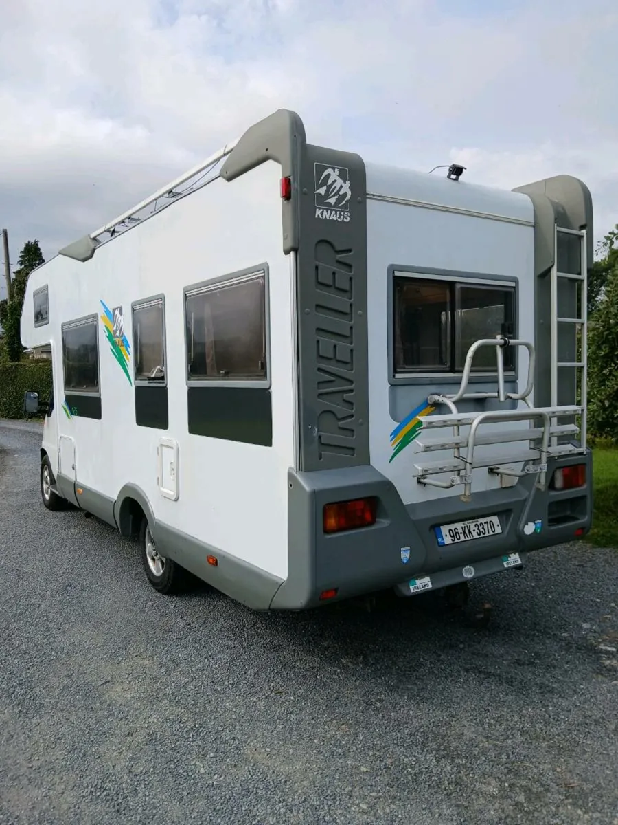 6 Berth Motorhome - Image 4