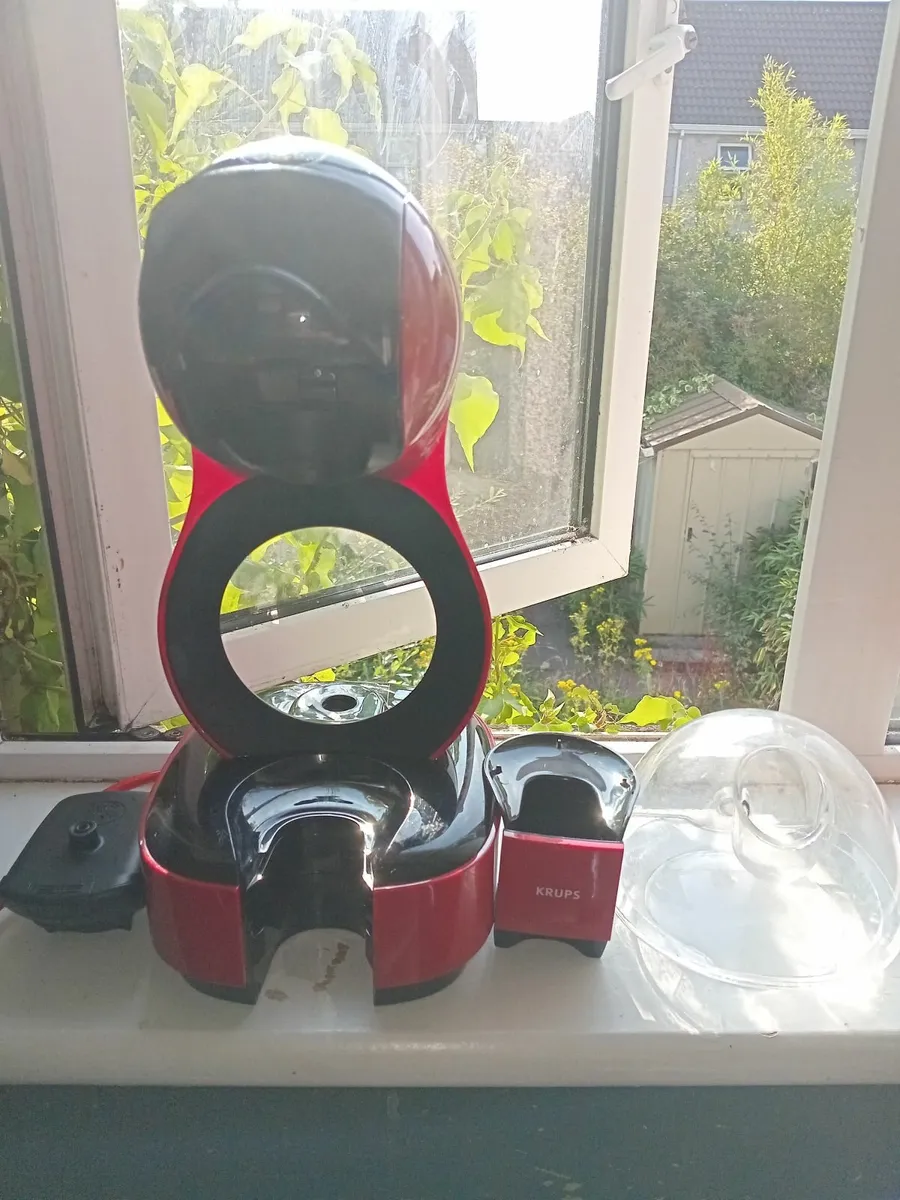 Nescafé Dolce Gusto coffee machine. - Image 3