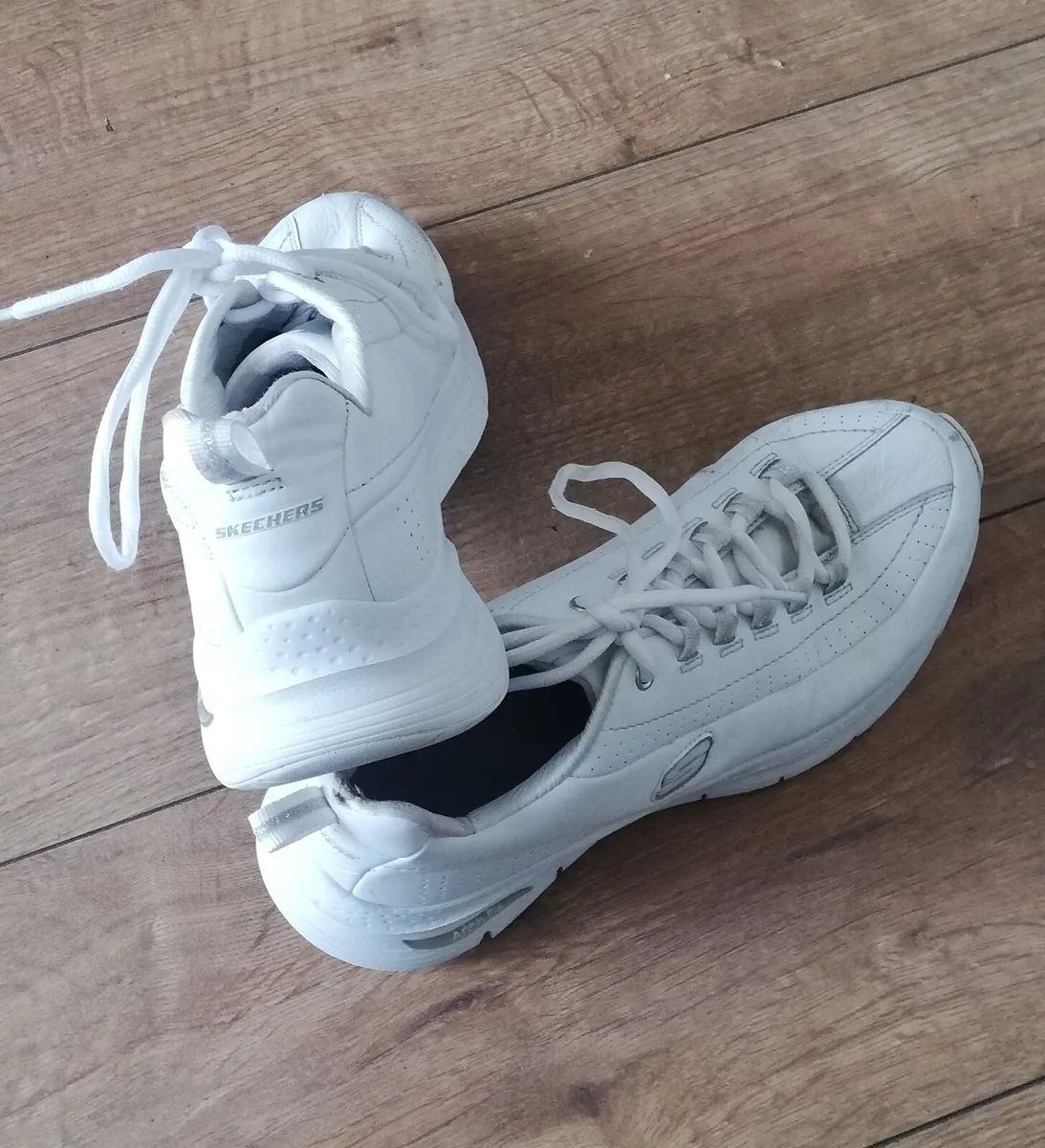 Skechers ladies arch fit comfortable trainers - Image 2