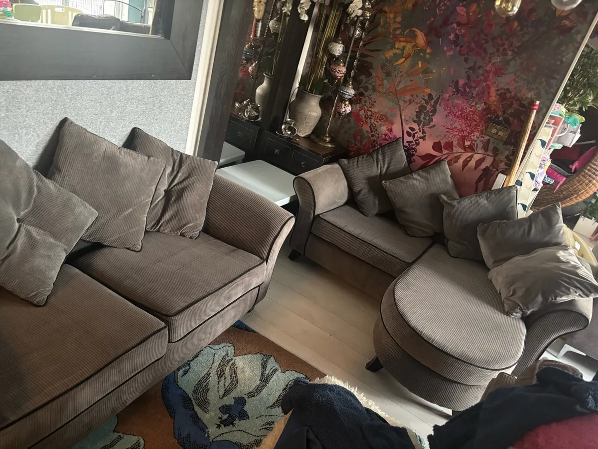 Two grey sofas - Image 2