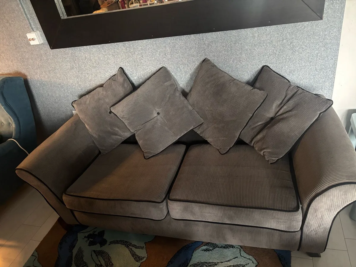 Two grey sofas - Image 4