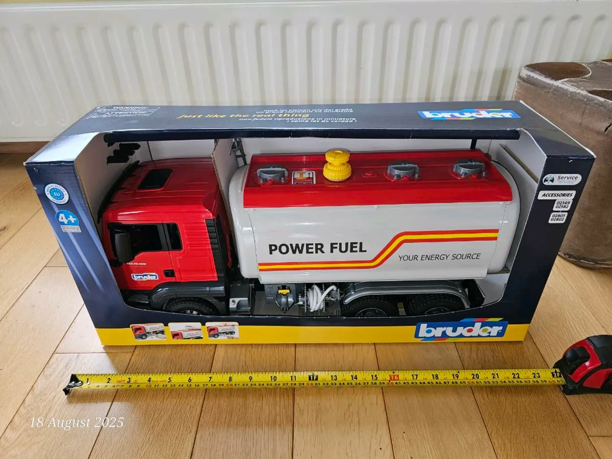 Bruder Toys - Image 2