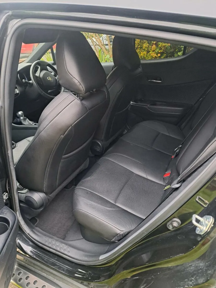 Toyota C-HR - Image 4