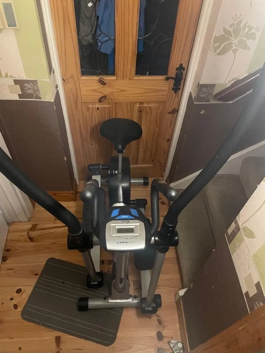 Cross Trainer - Image 2