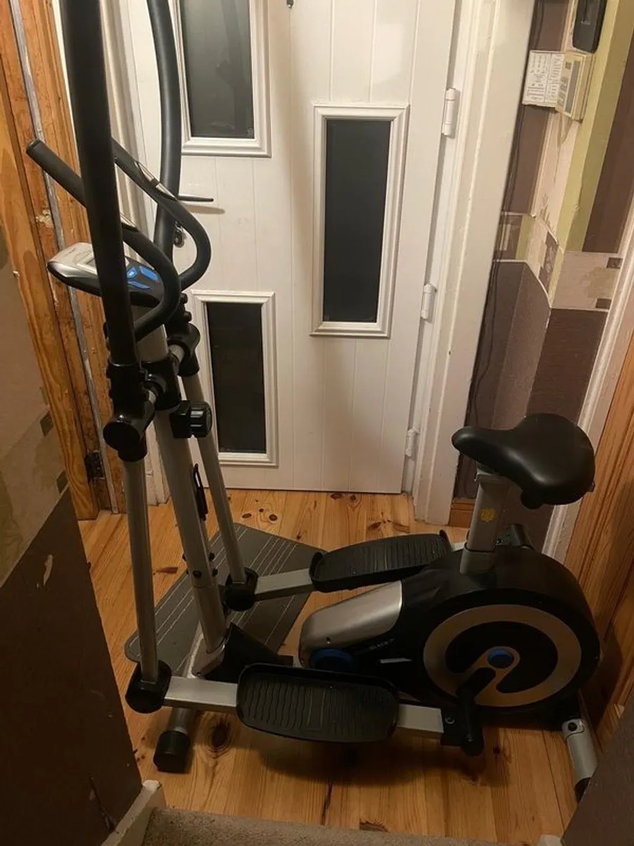Cross Trainer - Image 3
