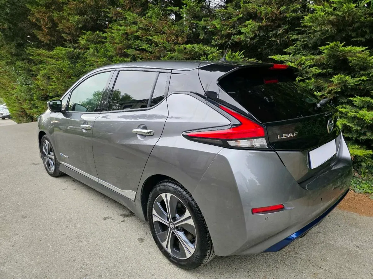 NISSAN LEAF E TEKNA 148 BHP 2018 LOW MILEAGE - Image 3