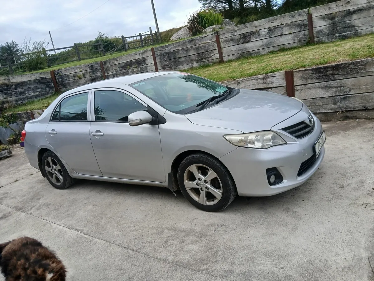 Toyota Corolla 2011 - Image 1