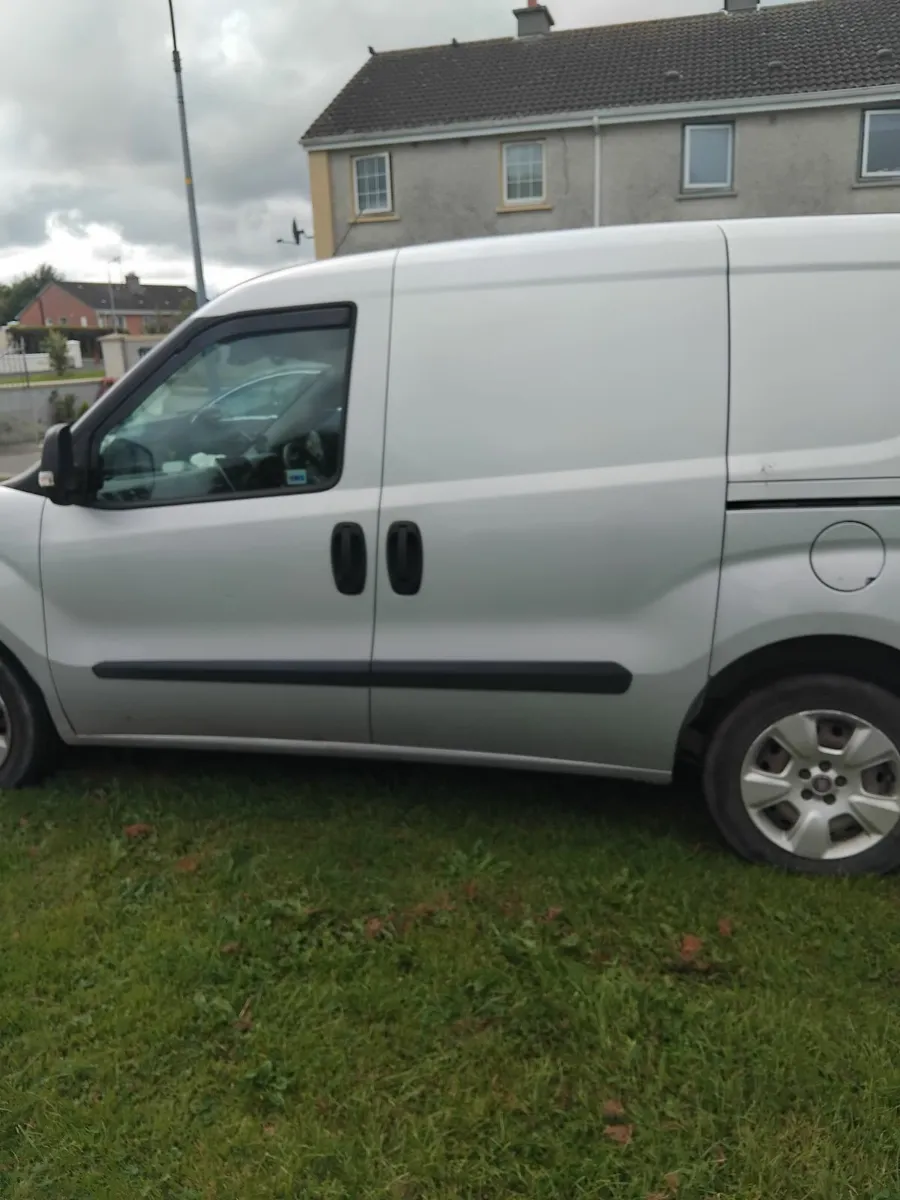 Fiat Doblo 2014 - Image 4