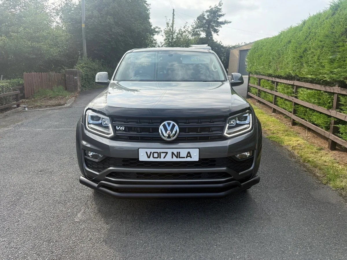 2017 Volkswagen Amarok 3.0 V6 TDI 224 Fully Loaded - Image 2