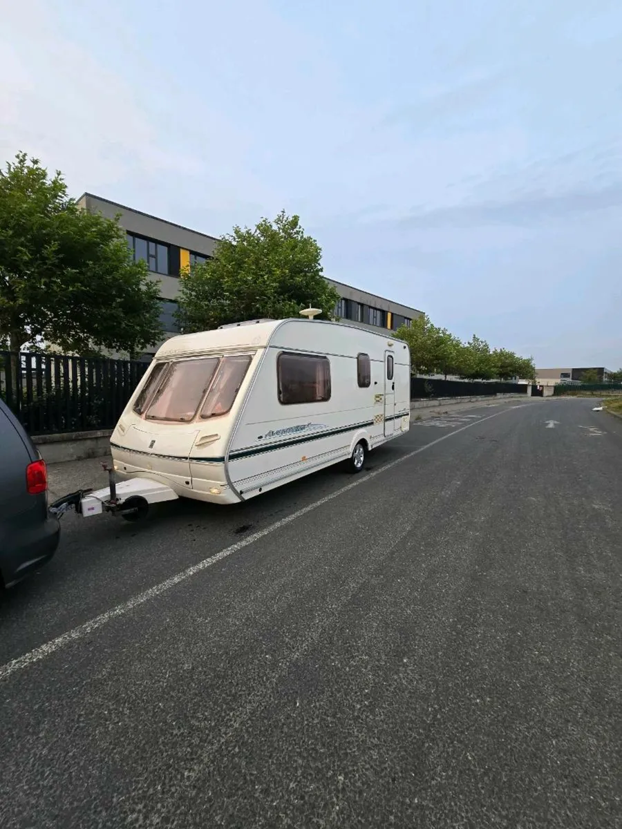 Caravan - Image 1