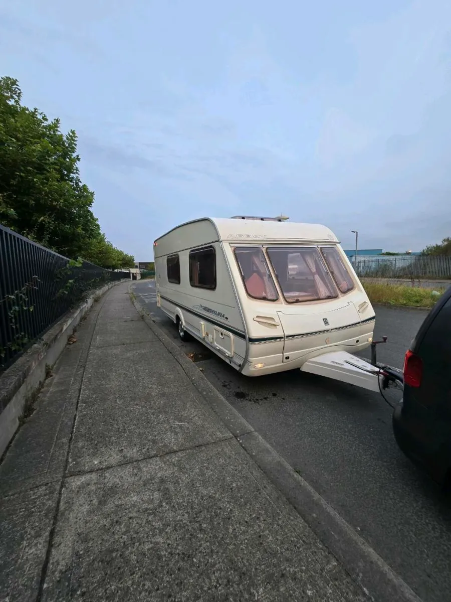 Caravan - Image 2