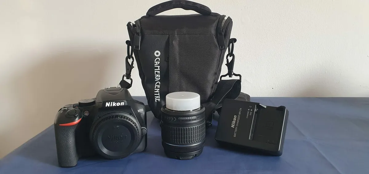Nikon D3500 - Image 2