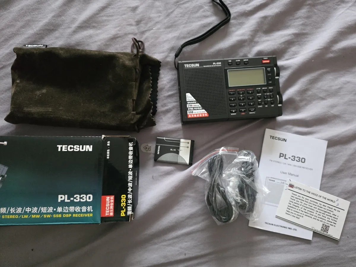 Tecsun PL-330 SSB Pocket Radio - Image 1