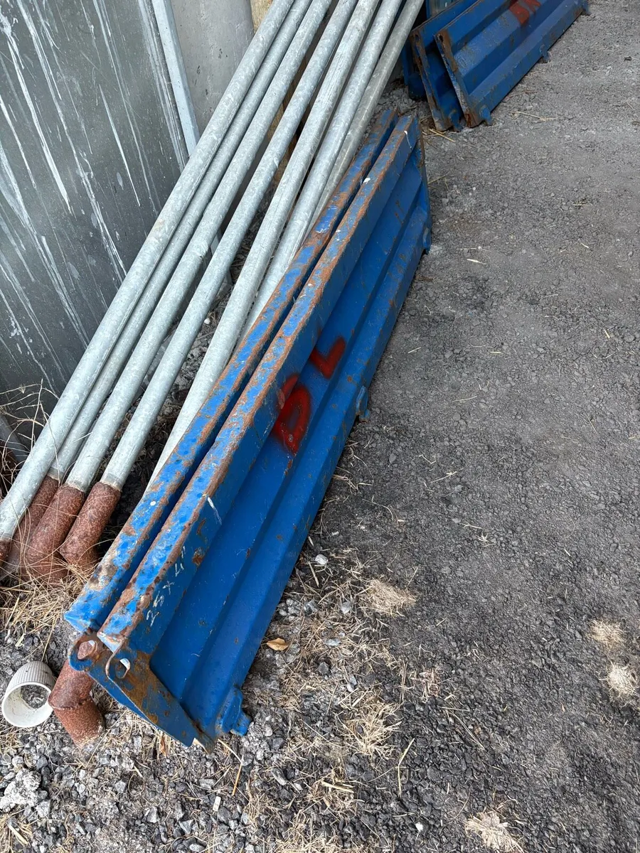 Drop sides - Image 2