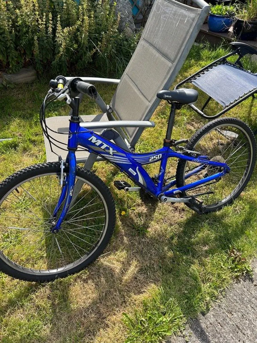 Boys bike - Image 1