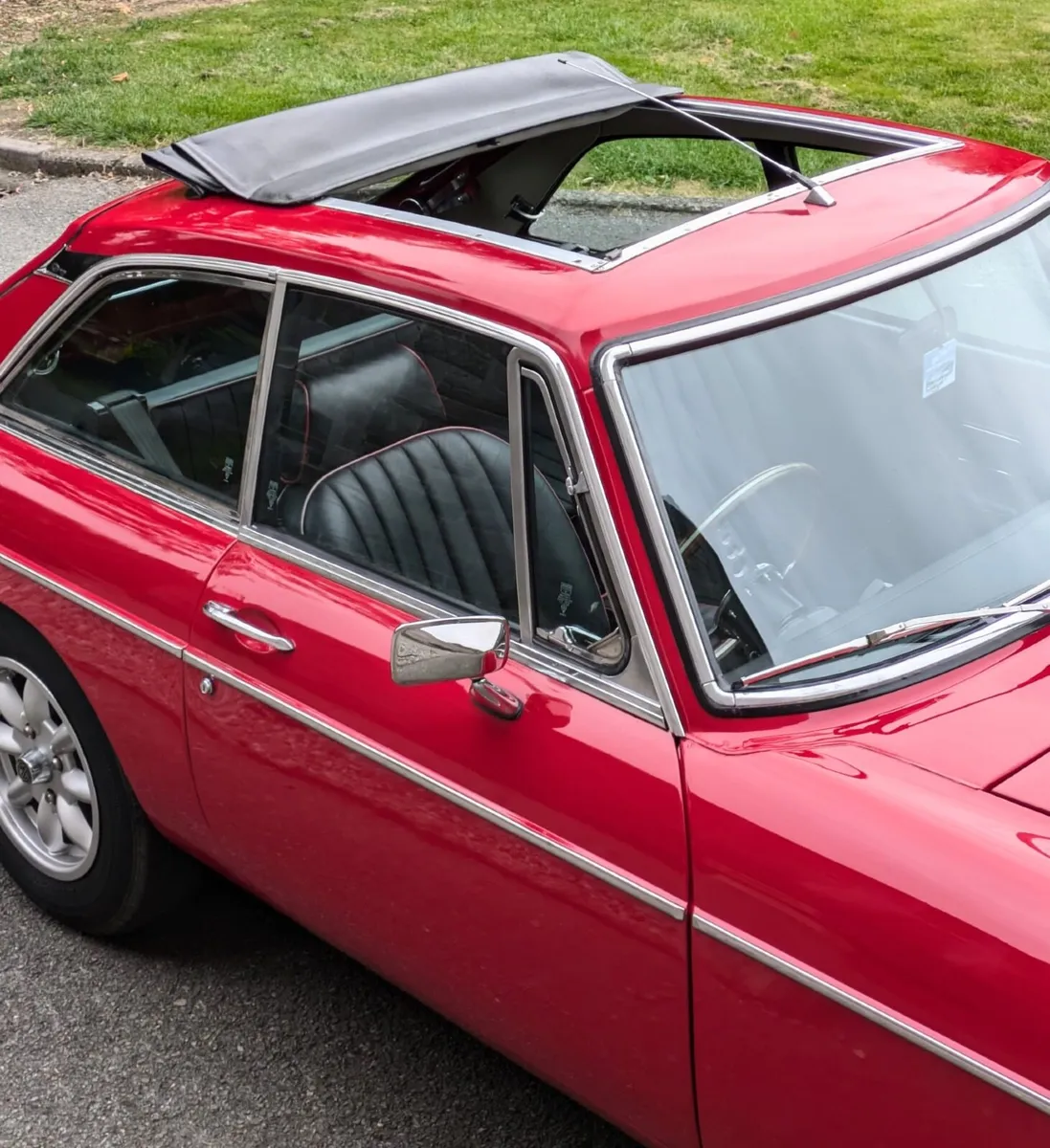 MG MGB 1977 - Image 3