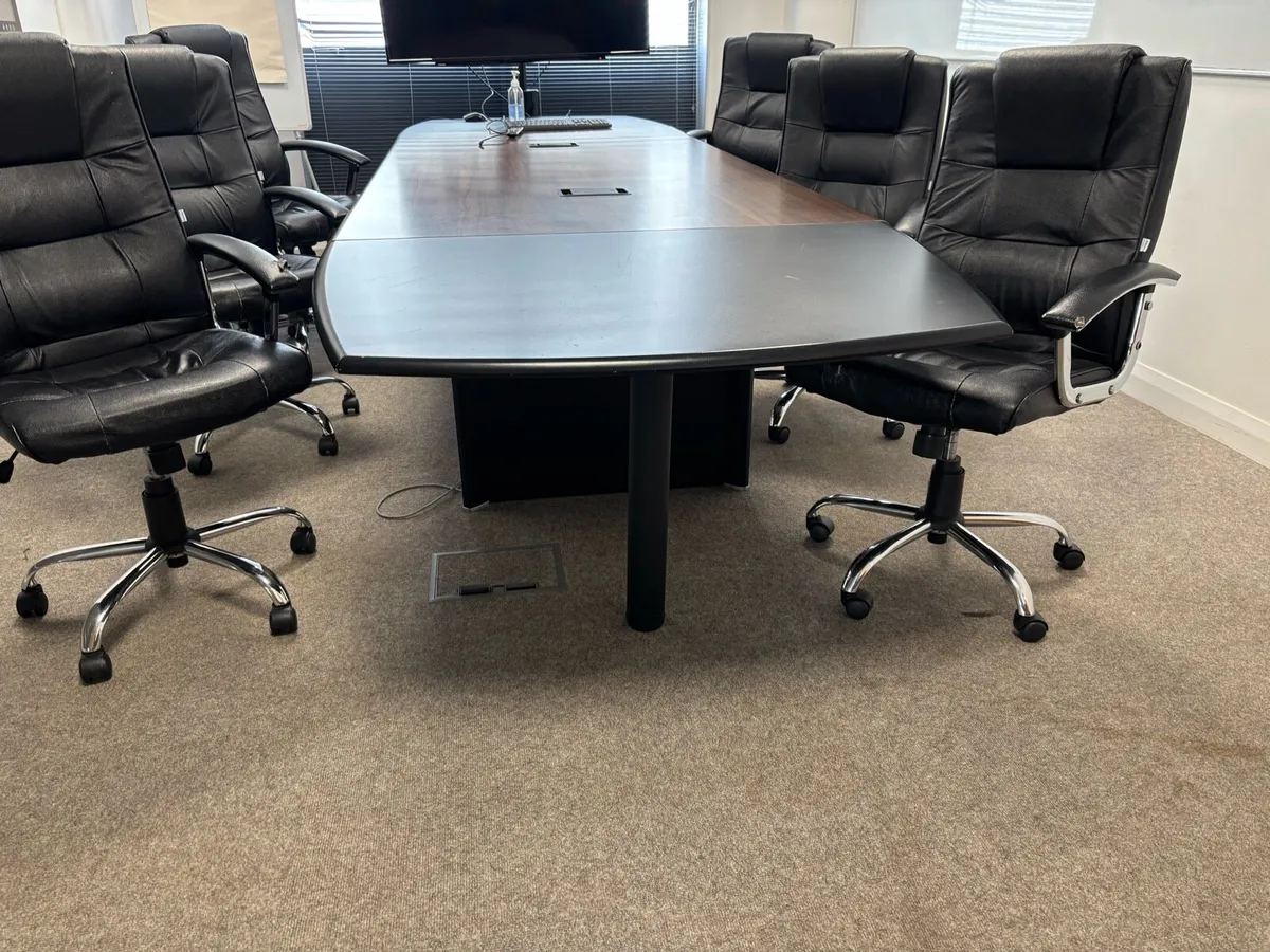 Conference table - Image 2
