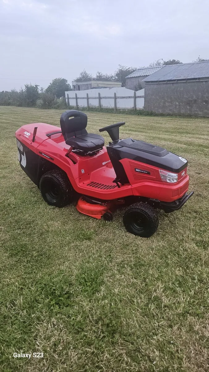 lawnmower - Image 1