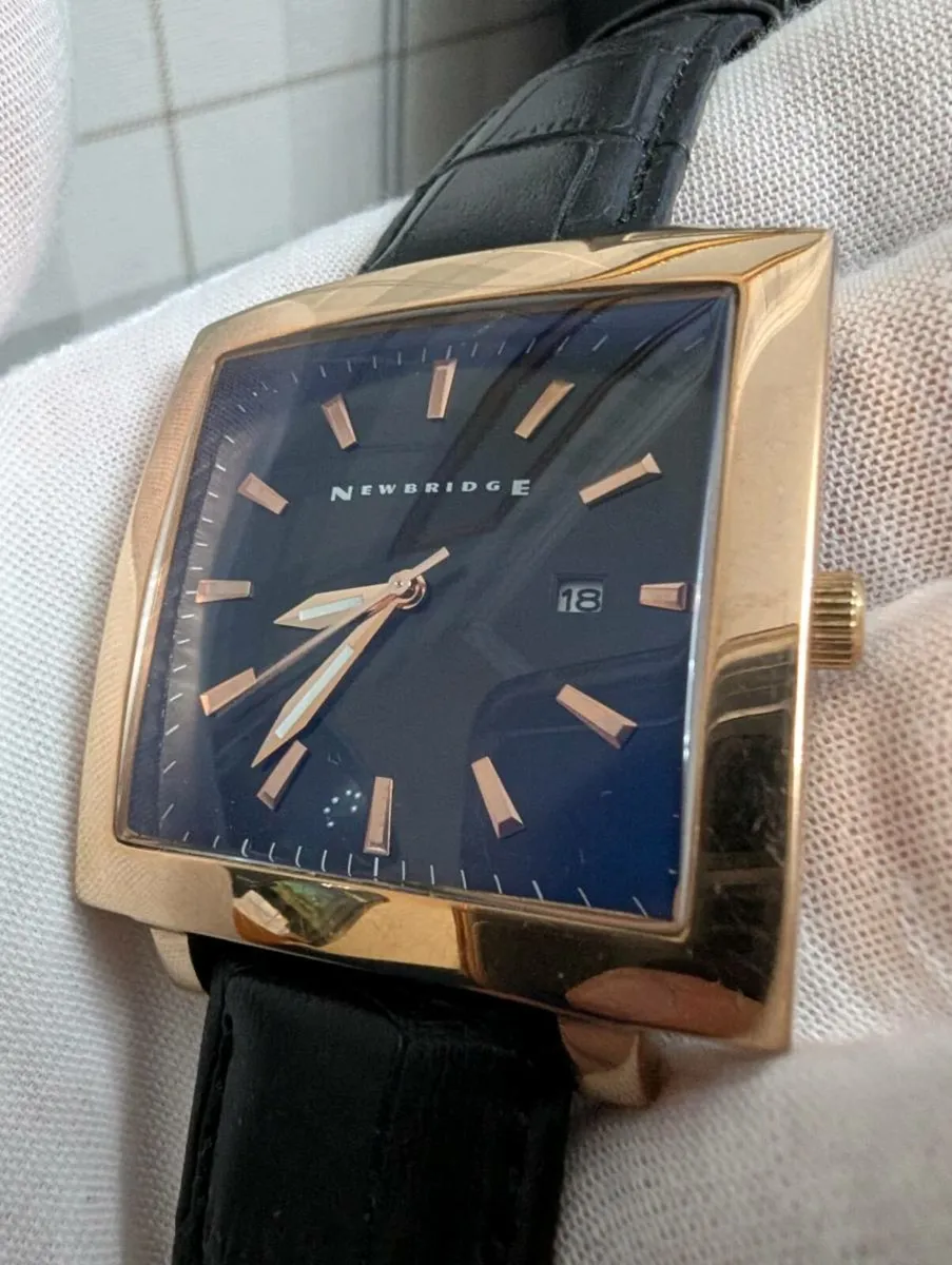Newbridge mens dress watch - Image 1