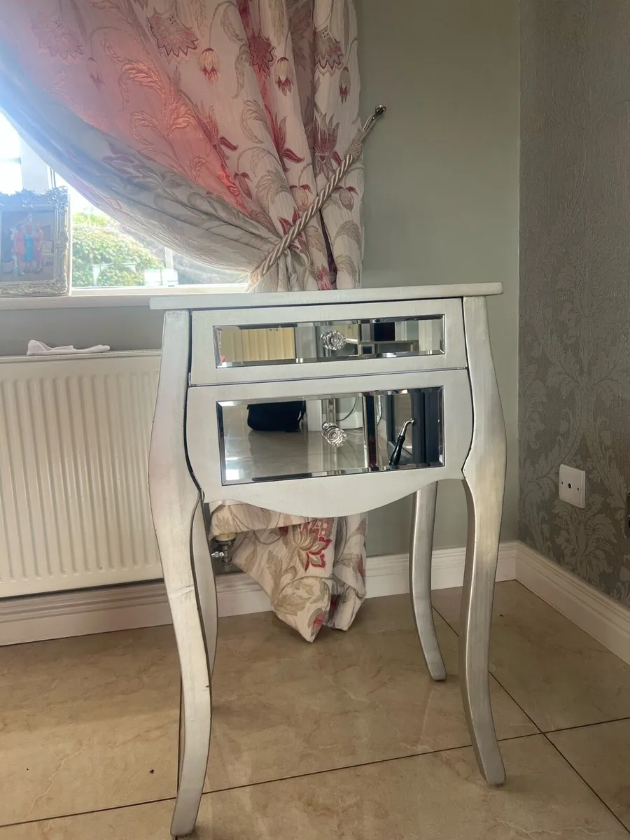 Table - Image 1