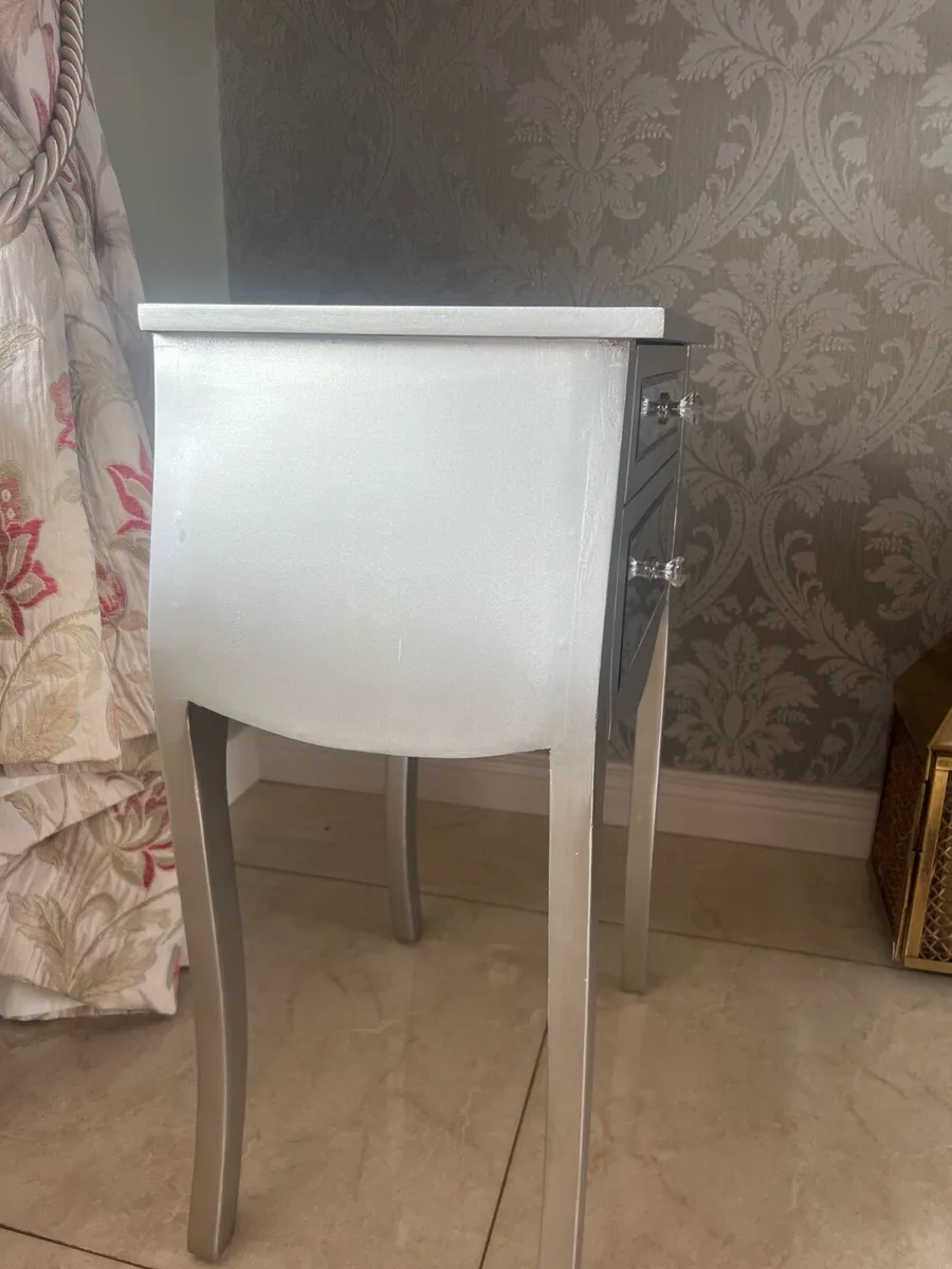 Table - Image 3