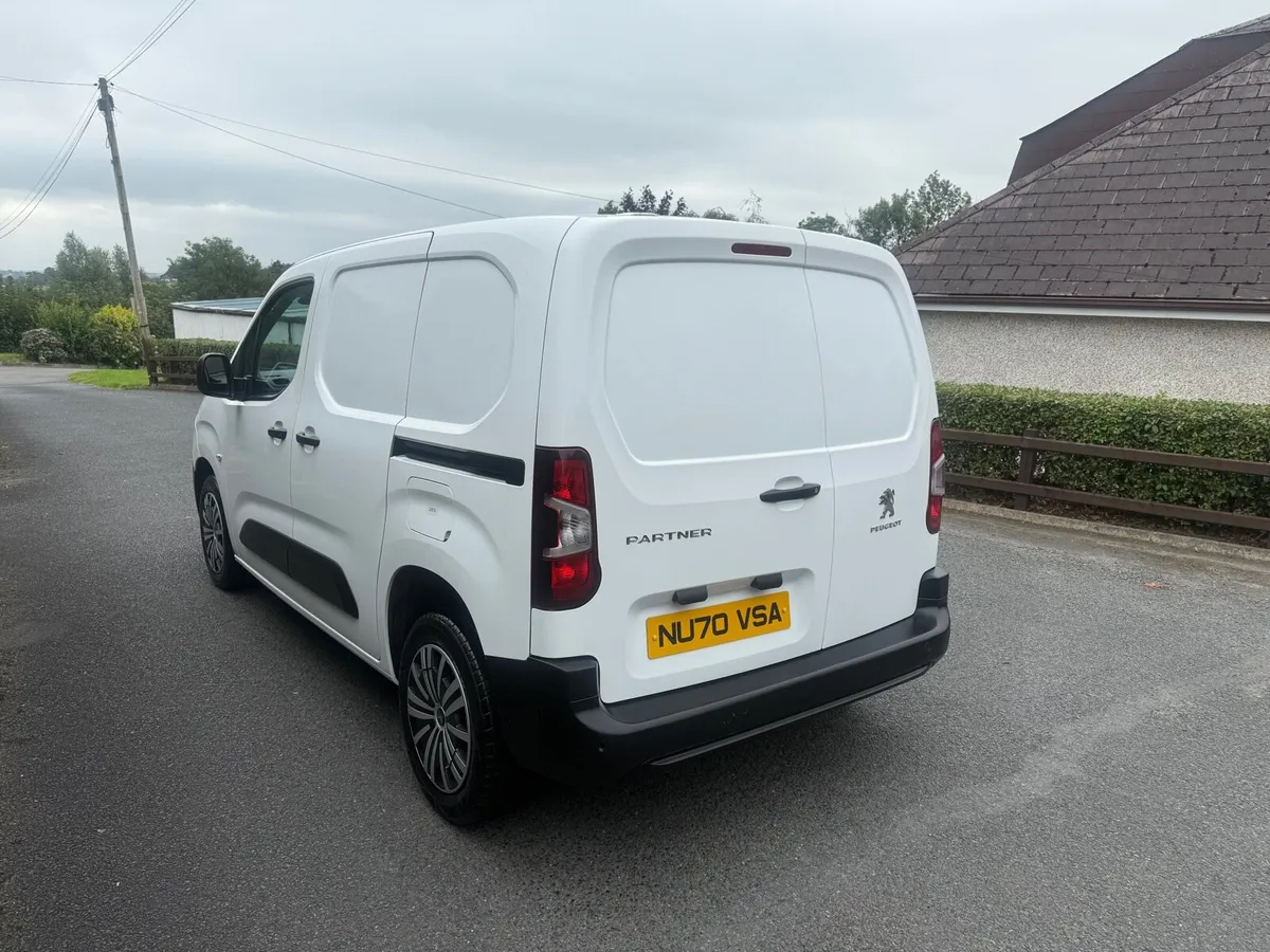 2020 Peugeot Partner 1.5 HDI 3 Seater Prof NO VAT - Image 4