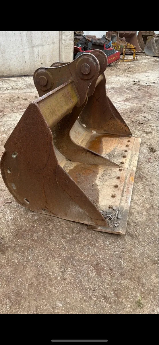 6ft grading bucket - Image 1