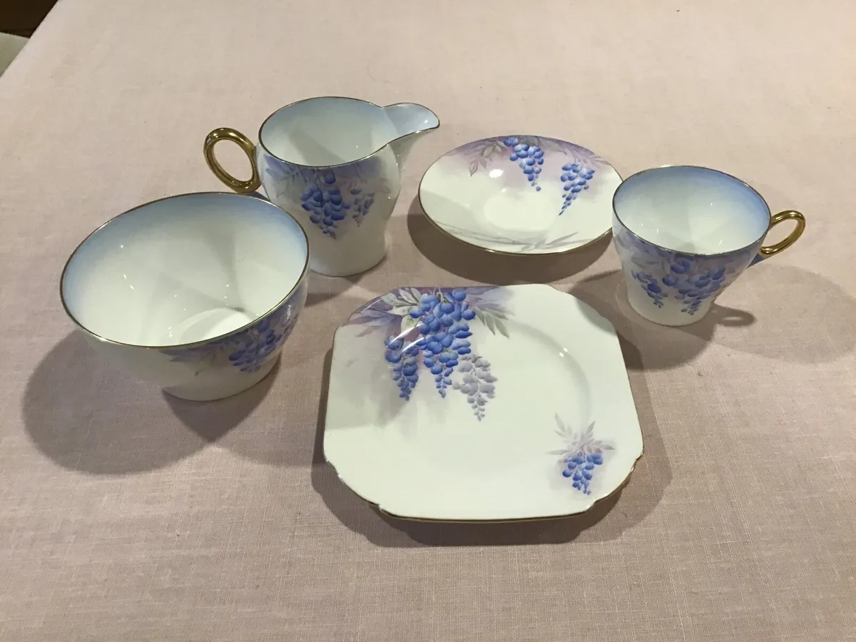 Shelley china pattern Wisteria c 12421 6 - Image 1