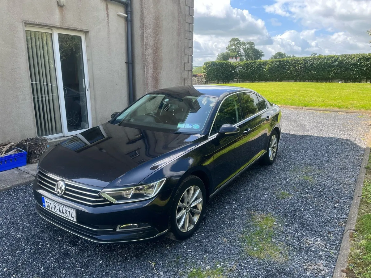 Volkswagen Passat 1.6 Highline - Image 2