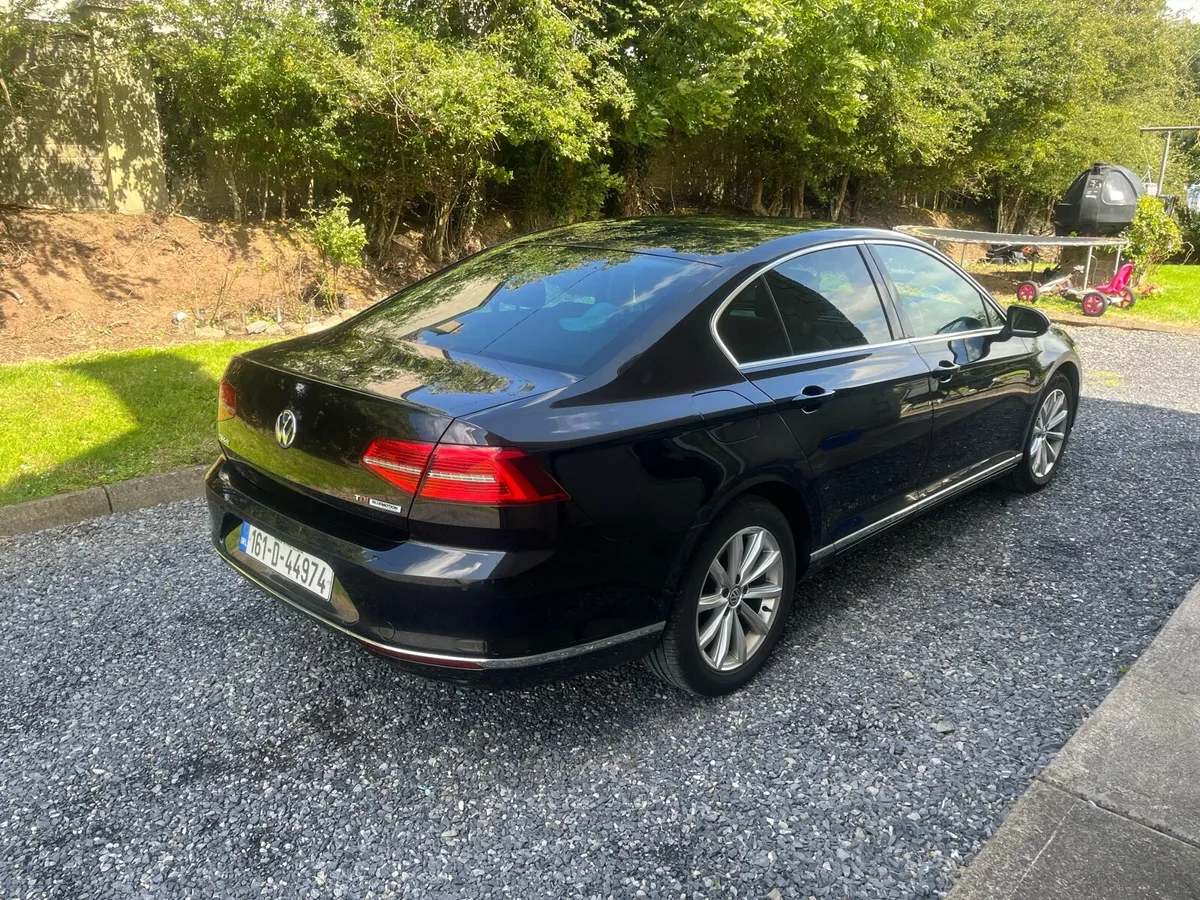 Volkswagen Passat 1.6 Highline - Image 4