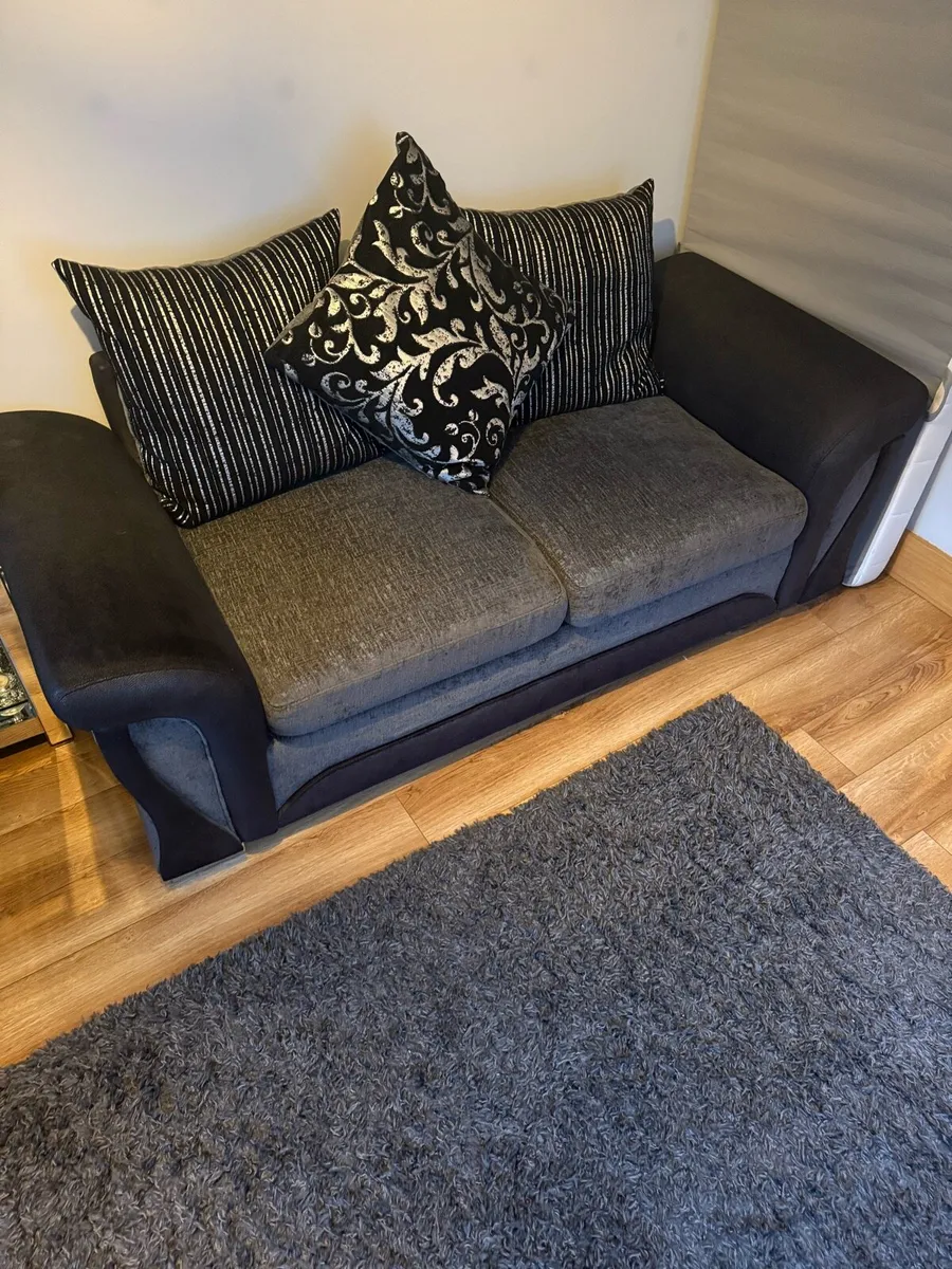 2 seater and armchair - Image 1