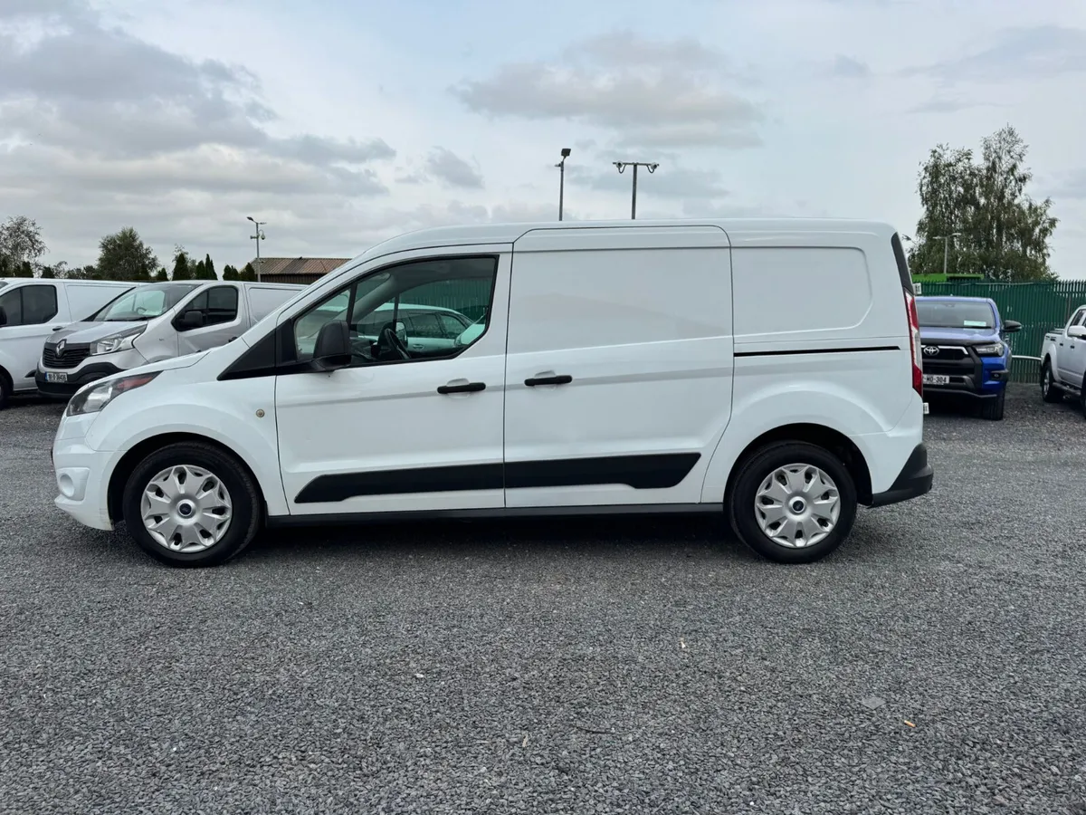 FORD TRANSIT CONNECT TREND INCLUDES VAT - Image 4