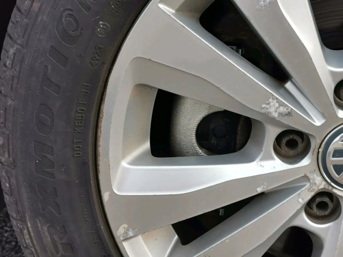 Volkswagen Golf - Image 2