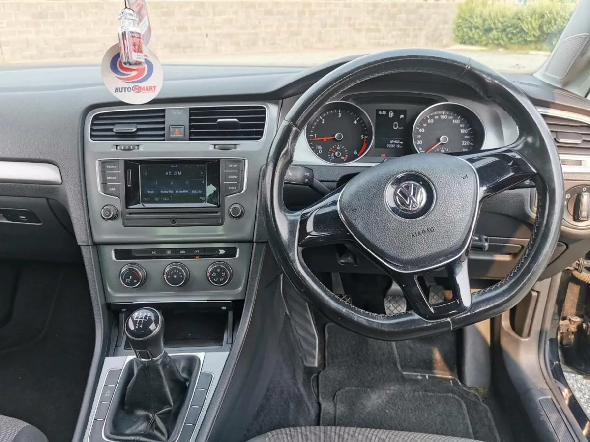 Volkswagen Golf - Image 3