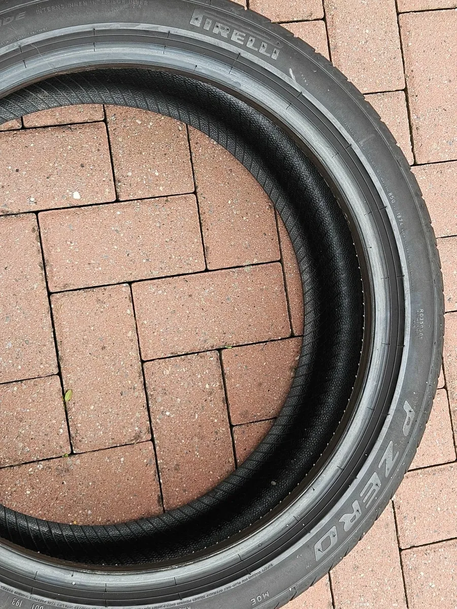 BMW Tyre - Image 2