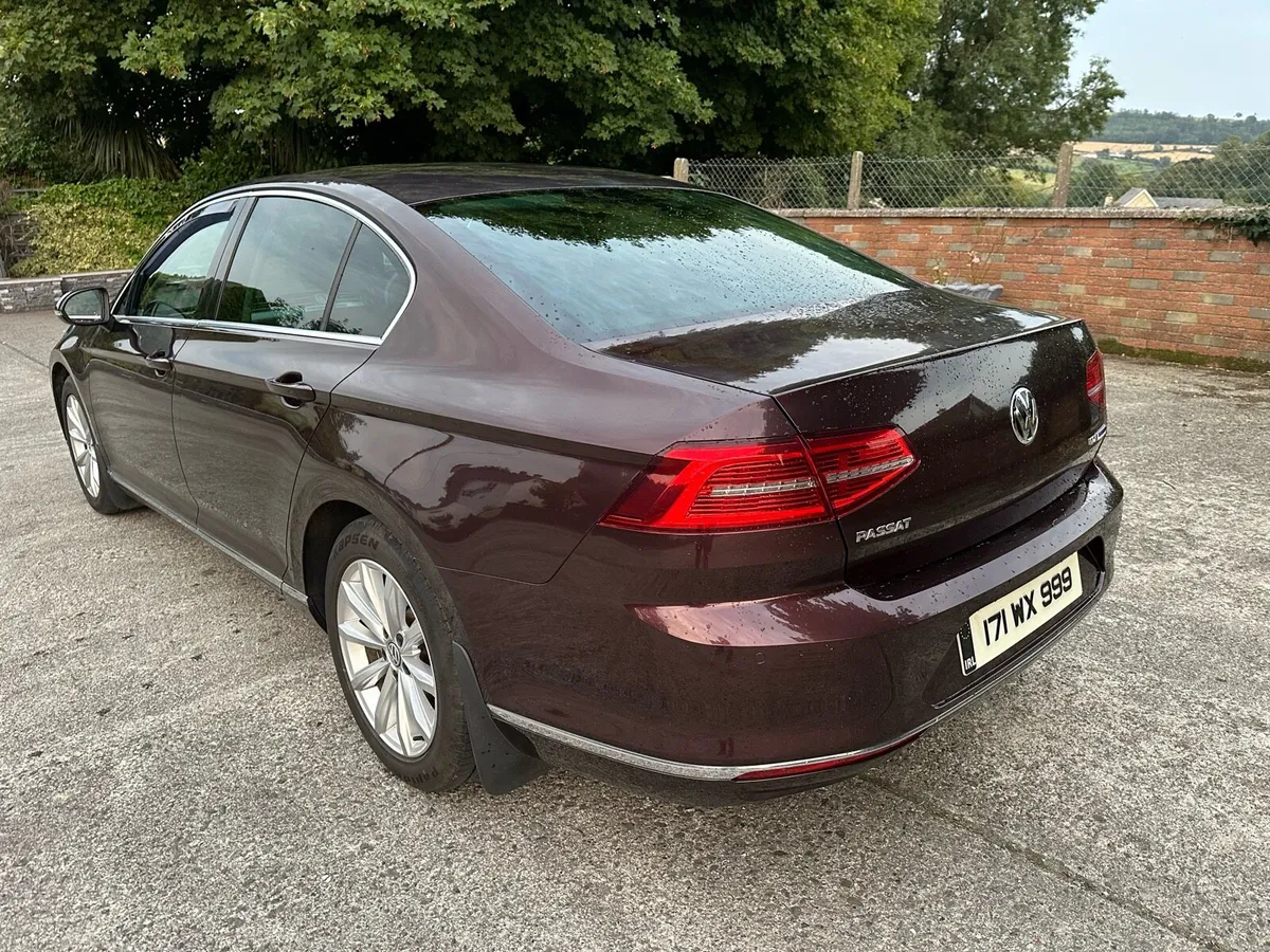 Volkswagen Passat - Image 3