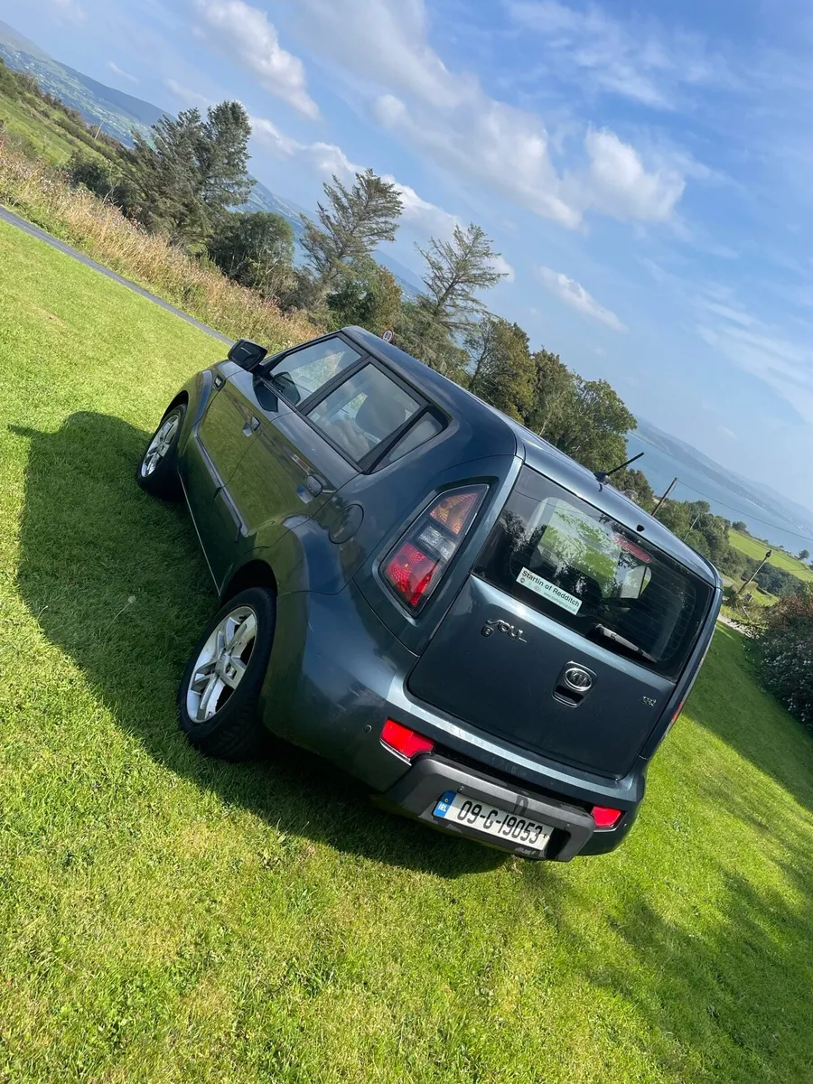 Kia Soul 1.6Diesel Automatic - Image 3