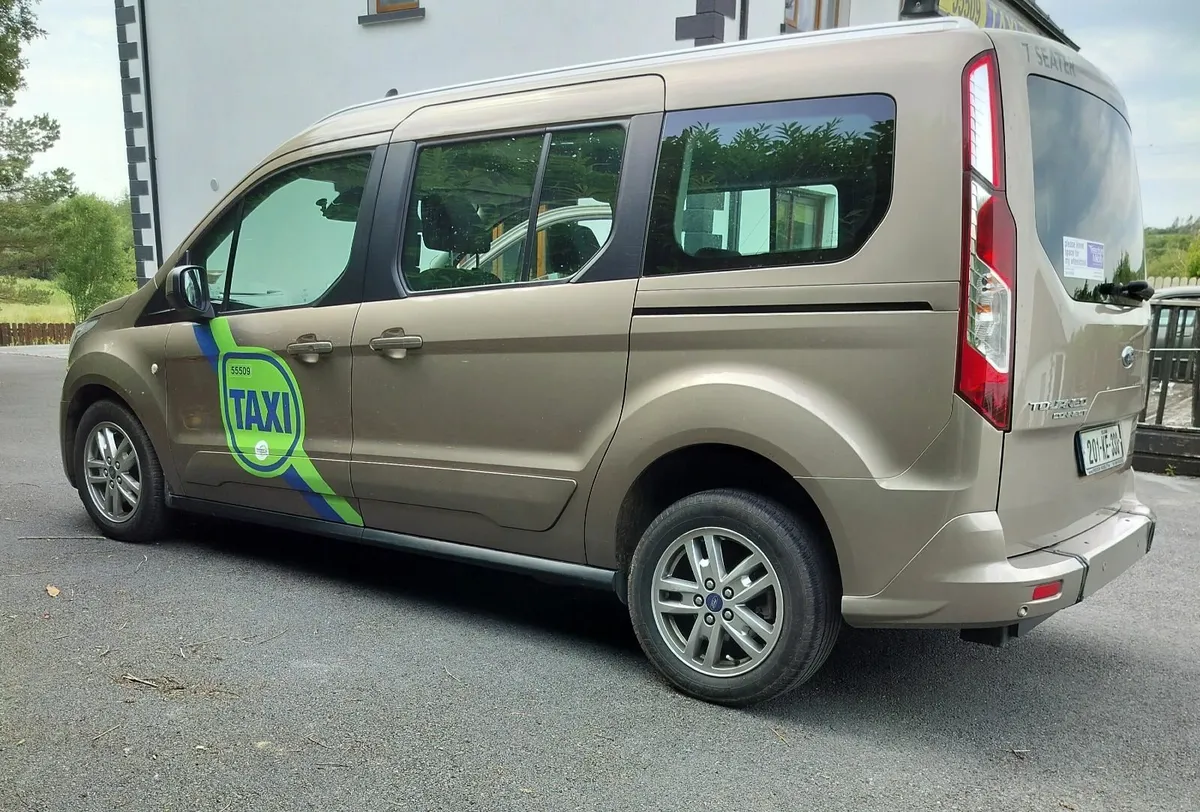 Wheelchair Access Ford Tourneo Connect Taxi Spec - Image 2